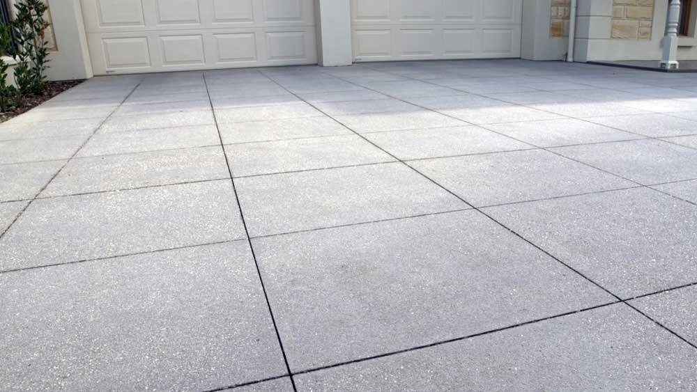 How Saw Cut Concrete Creates Premium Driveways Without the Maintenance Issues